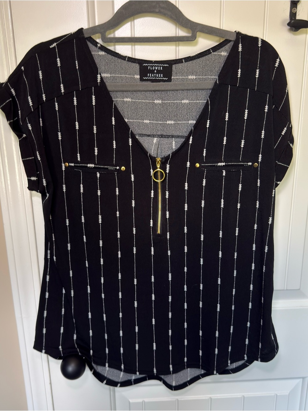 Flower + Feather Black V-Neck Zip Front Short Sleeve Top
